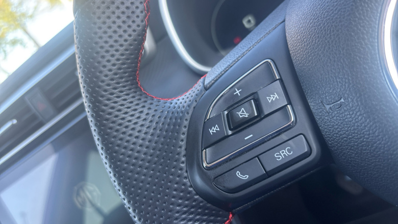 MG ZS 1.5 VTi-TECH Exclusive 5dr Petrol Hatchback